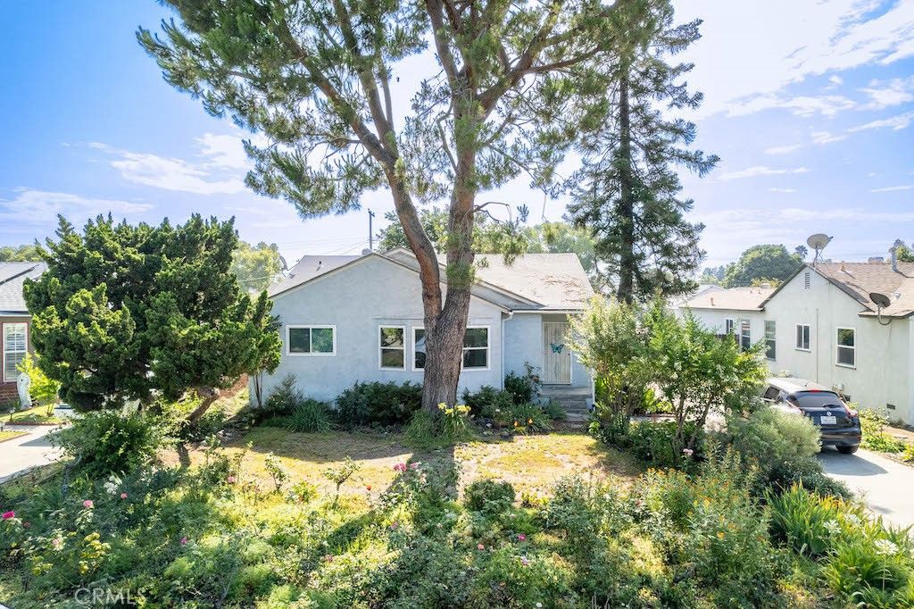 listing image 130725384772493114332