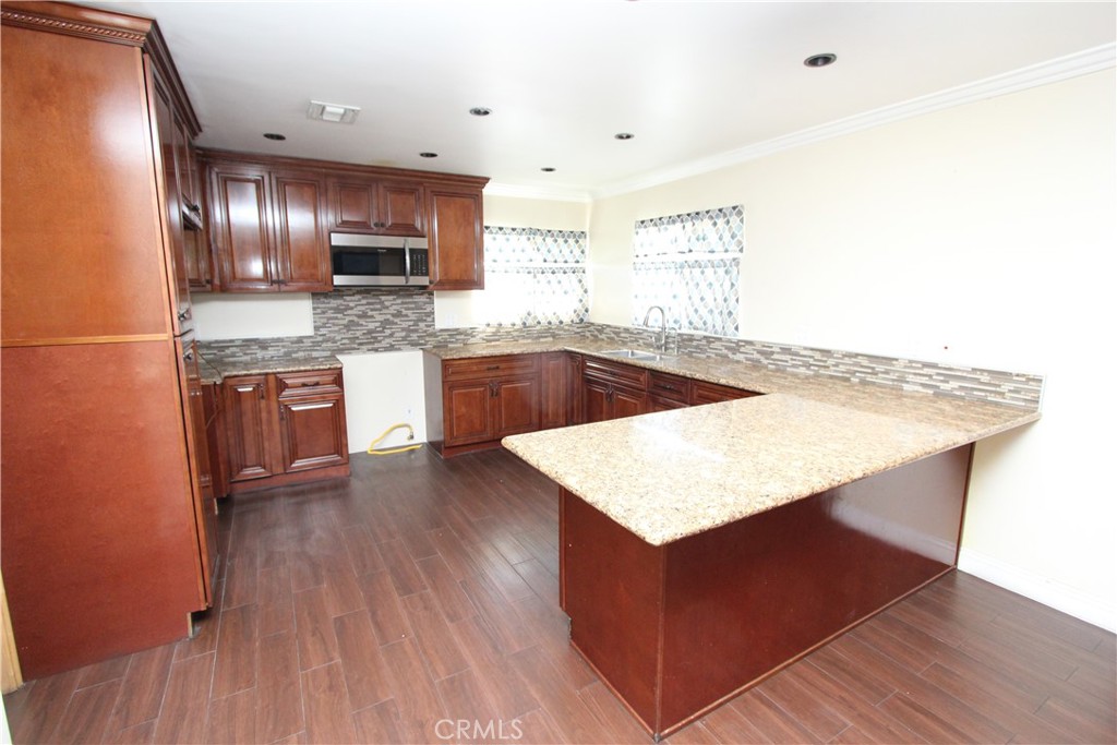 3609 W 144th Street