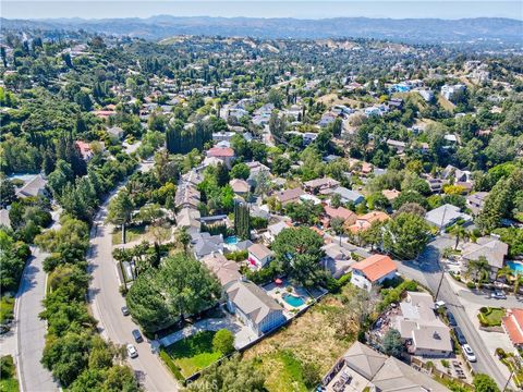 A home in Woodland Hills