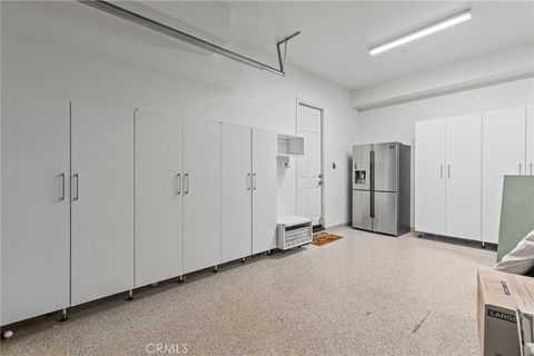 listing image 50