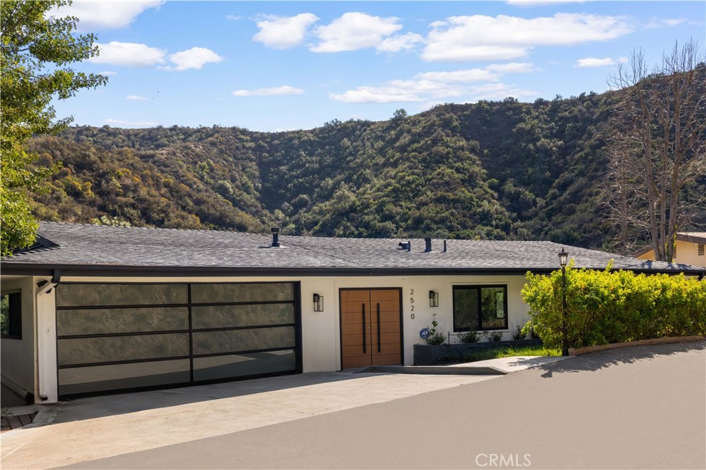 2520 Saint Andrews Drive