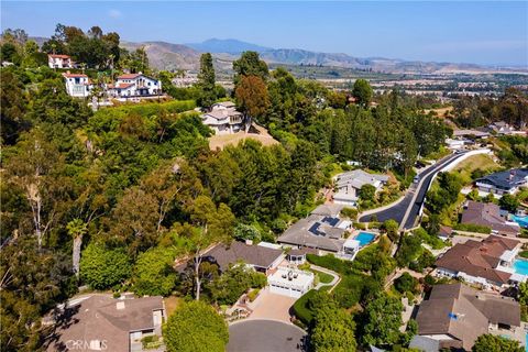 A home in North Tustin