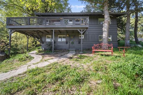 A home in Crestline