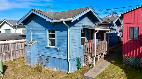 A home in Fort Bragg