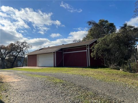 A home in Mariposa