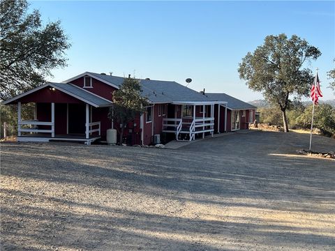 A home in Mariposa