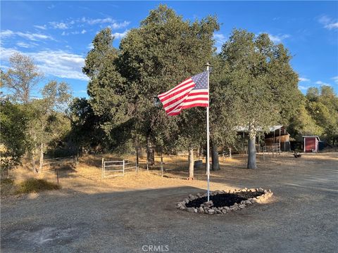 A home in Mariposa