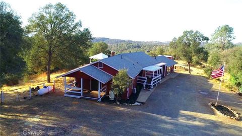 A home in Mariposa