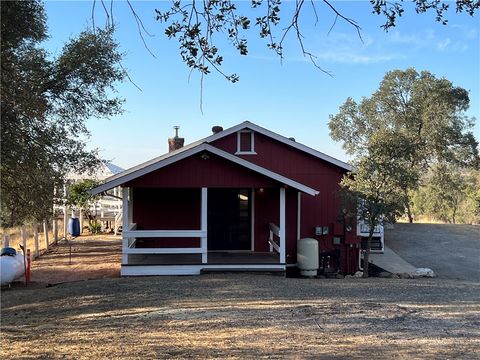 A home in Mariposa