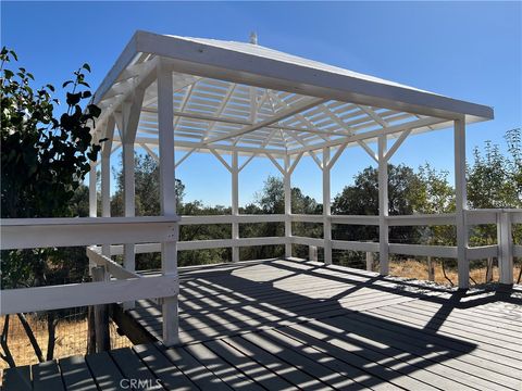 A home in Mariposa