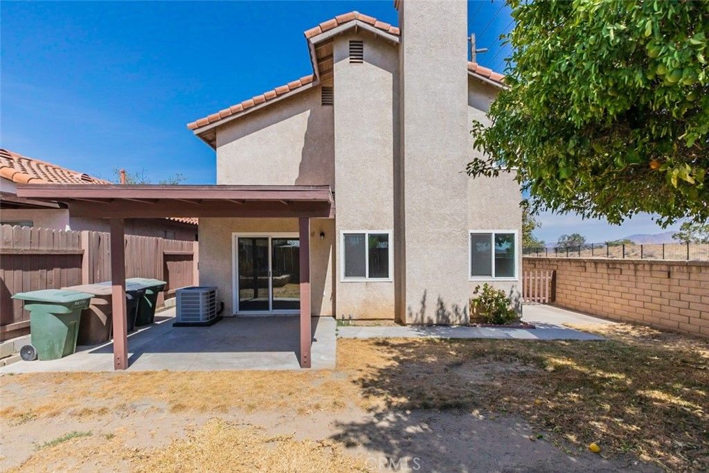 listing image 130727467365507207625
