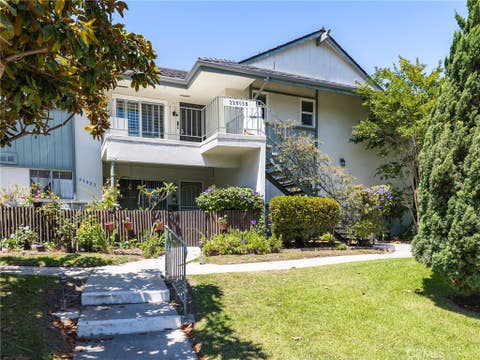 Featured picture for the property SB23131412