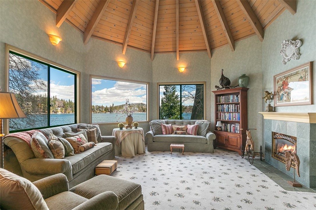 Arrowhead Woods (AWHW) - Residential