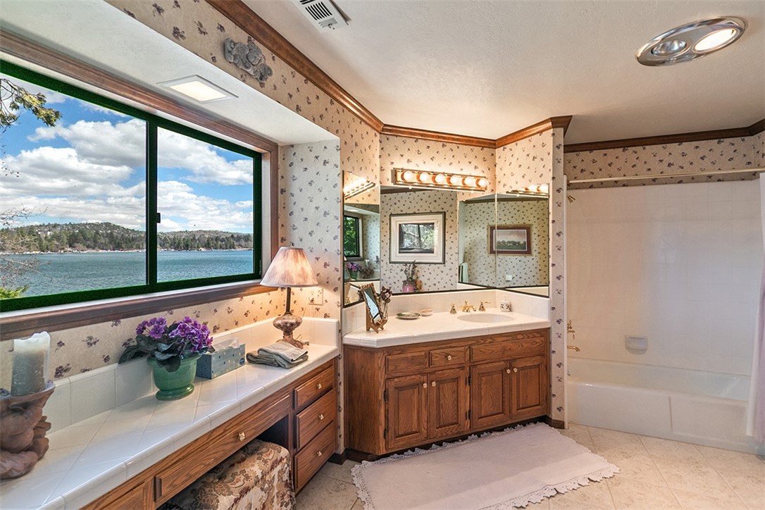 Arrowhead Woods (AWHW) - Residential