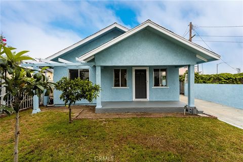 A home in Inglewood