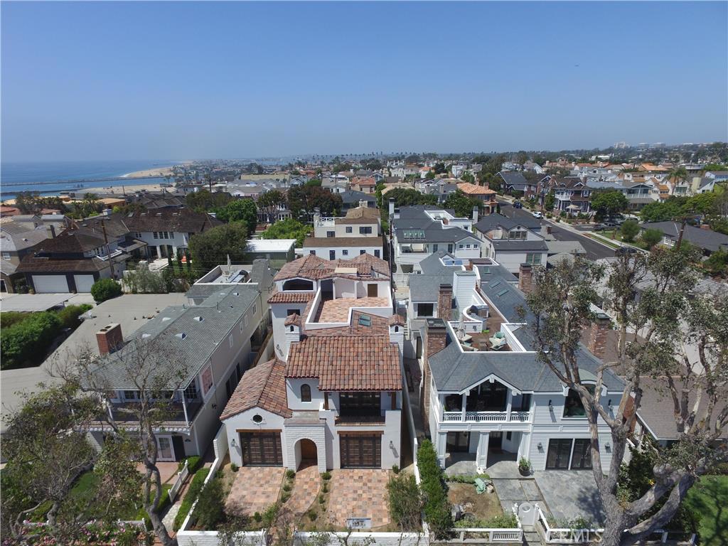 Corona del Mar South of PCH (CDMS) - Residential