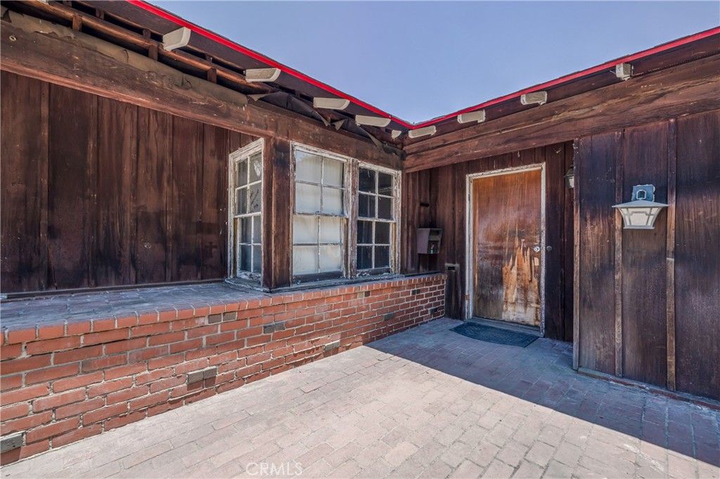 listing image 130727637175266807669