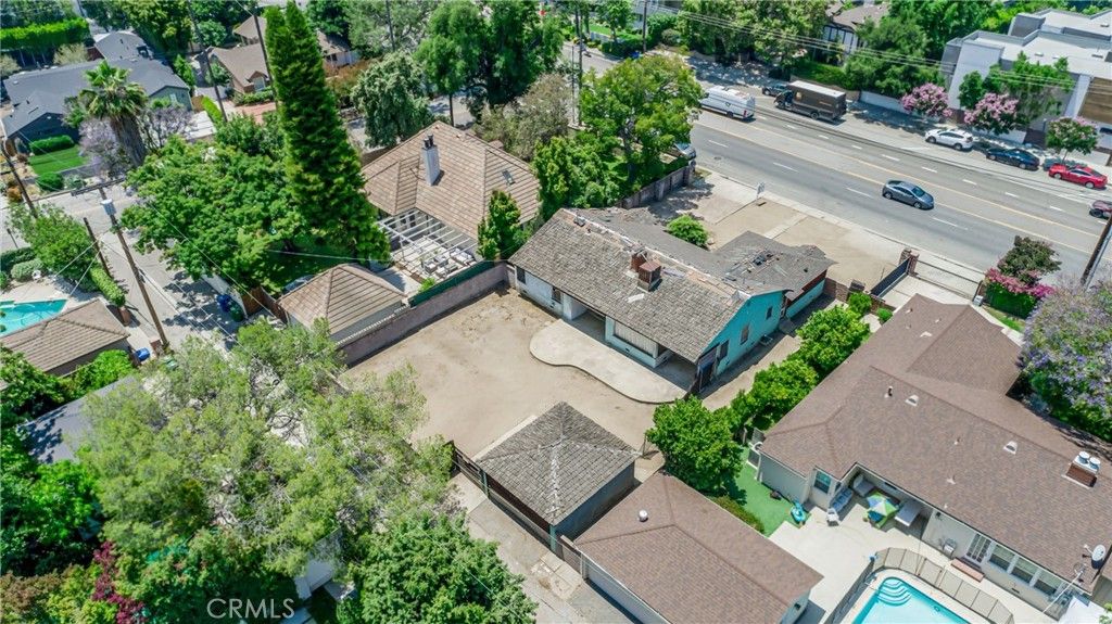 listing image 130728696984697146505