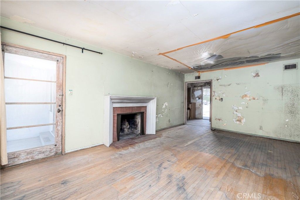 listing image 130724999251232154710
