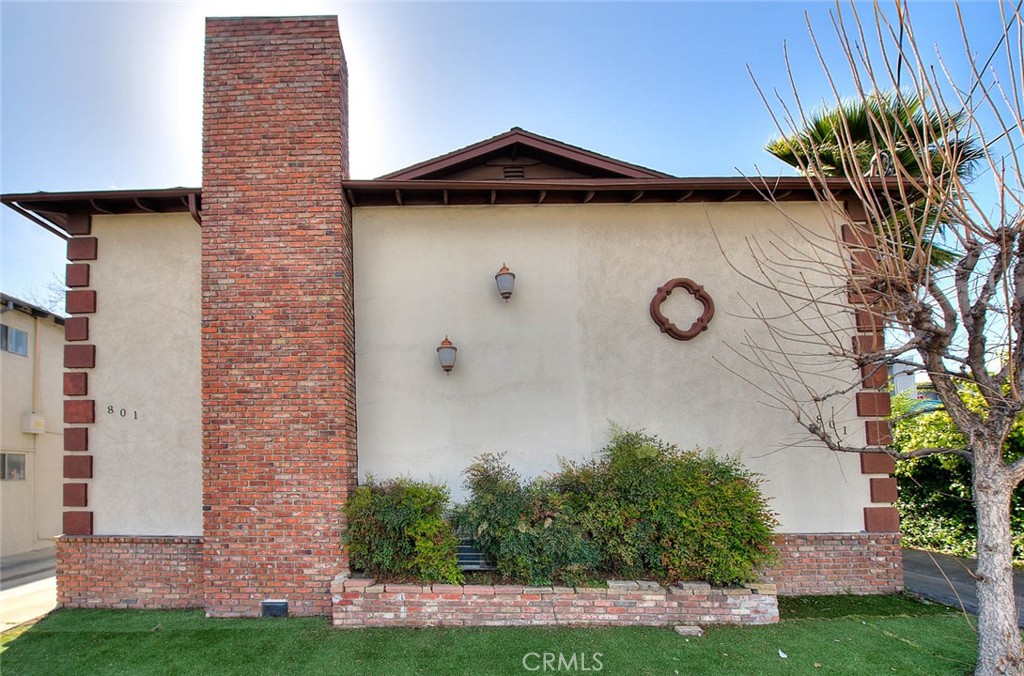 Properties 1 801 S Atlantic Boulevard