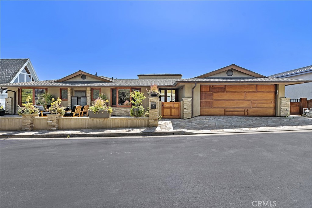 612 Allview Place