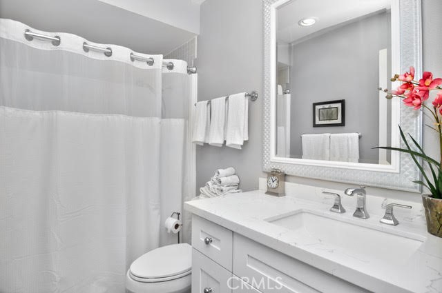 East Nine (EN) - Residential Lease