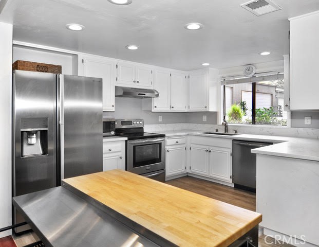 East Nine (EN) - Residential Lease