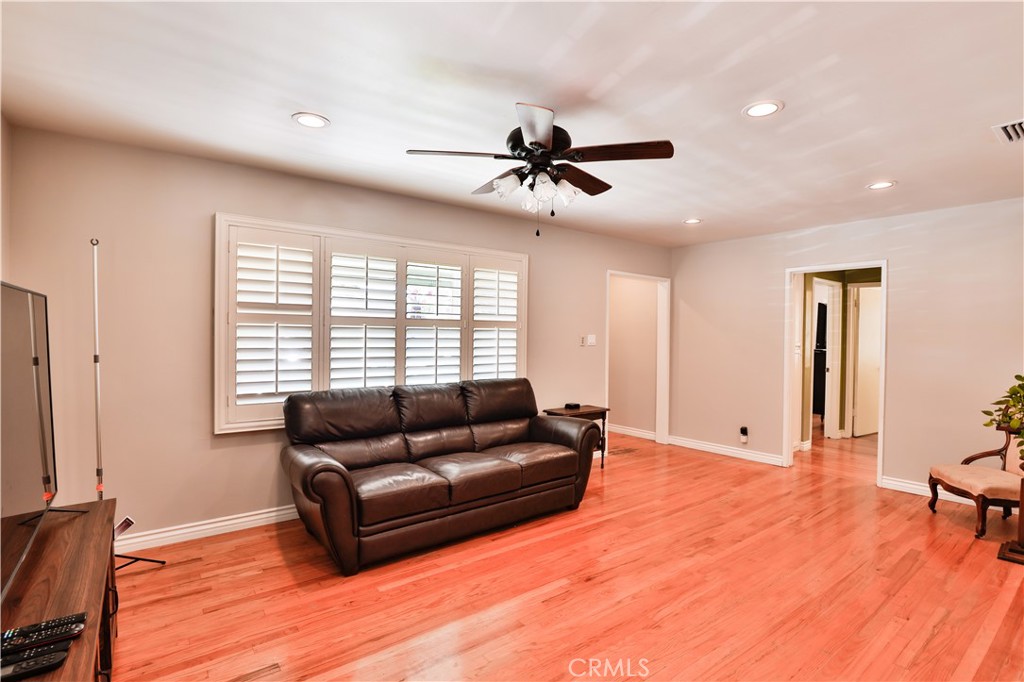 Lakewood Mutuals (LKMU) - Residential