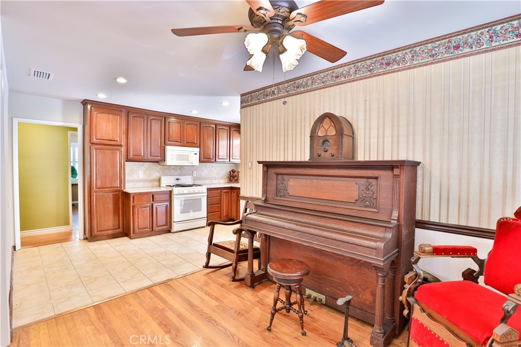 Lakewood Mutuals (LKMU) - Residential