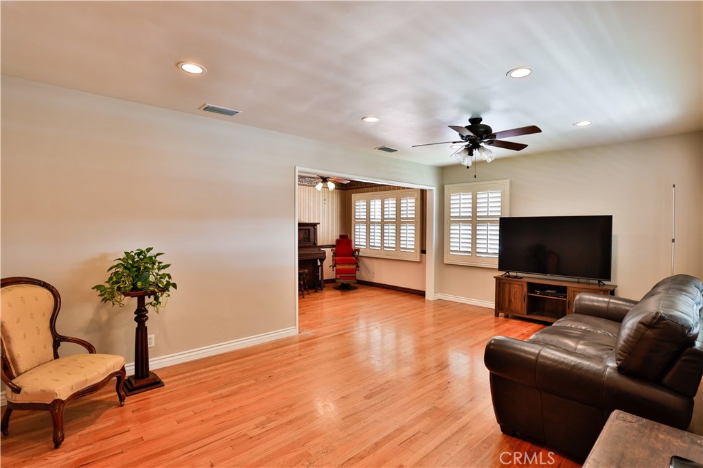 Lakewood Mutuals (LKMU) - Residential