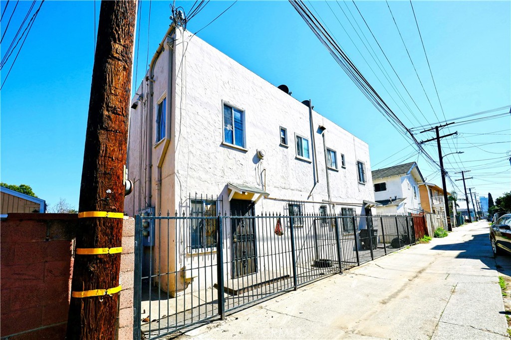 1209 Olive Avenue