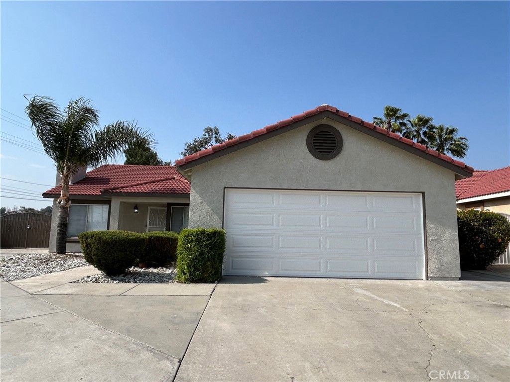 listing image 130720081795705197661