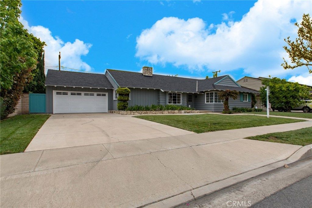 listing image 130720533080045708583
