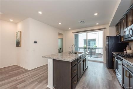711 Hudson Lane