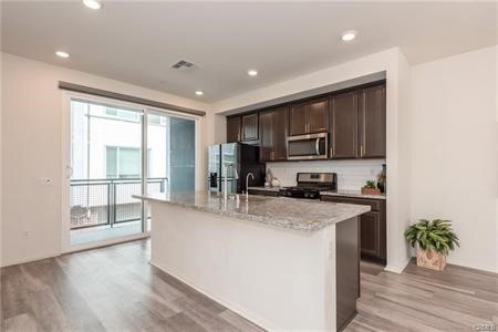 711 Hudson Lane