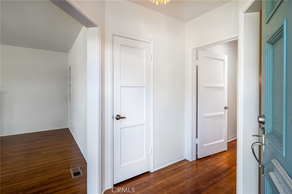 Downtown Area (DOWN) - Residential Lease