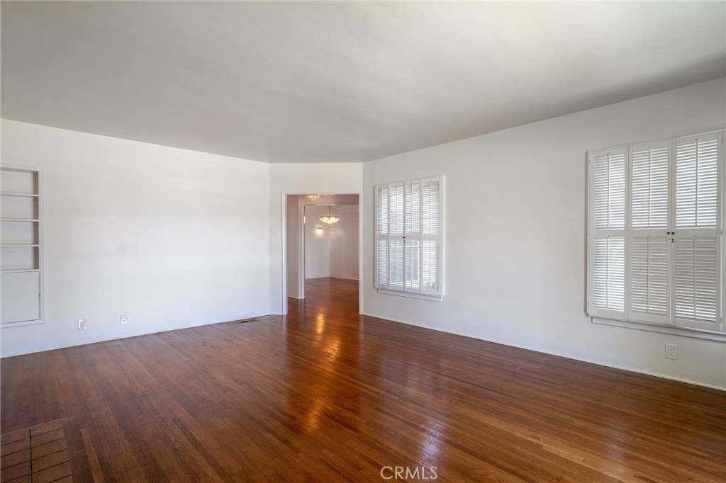 Downtown Area (DOWN) - Residential Lease