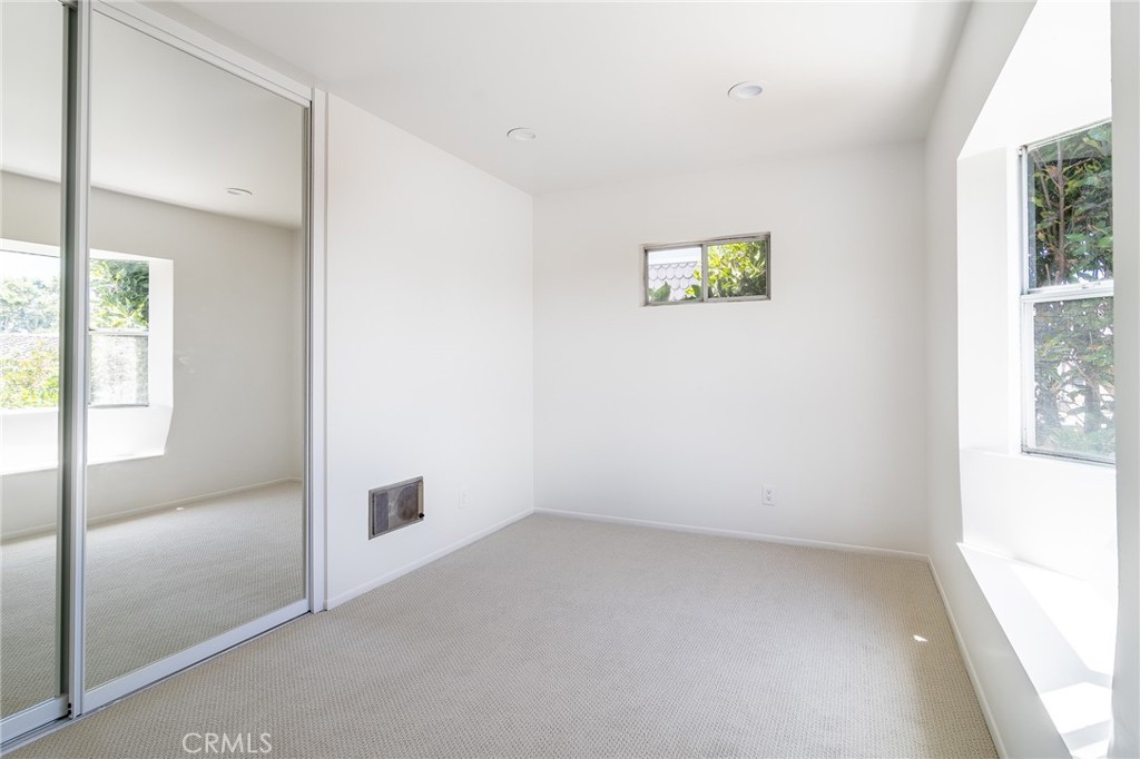 Downtown Area (DOWN) - Residential Lease