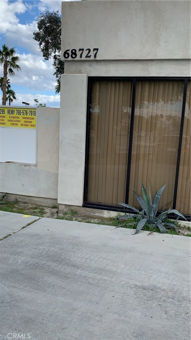 4,000 sq ft Multi-use building, 1600 sq ft., .4 acre lot features a 4,000 sf. building with 6 offices, 3 bathrooms, break room, and upstairs storage.