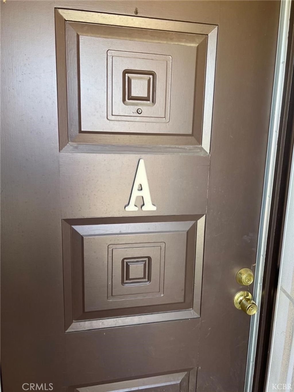 listing image 0
