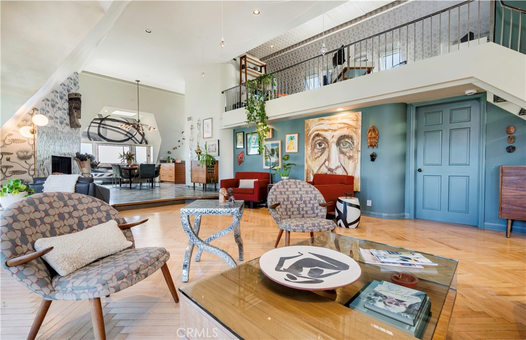 37 Coronado Avenue 5