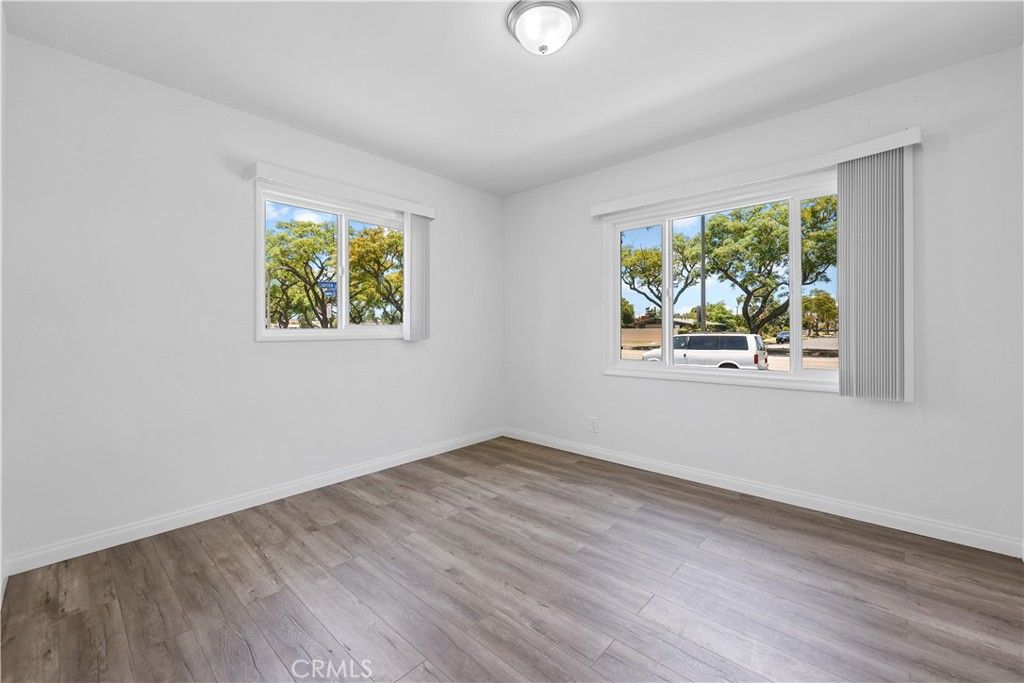 listing image 130726033763459531204