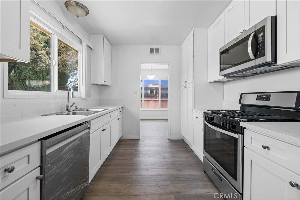 listing image 130724154450985324164