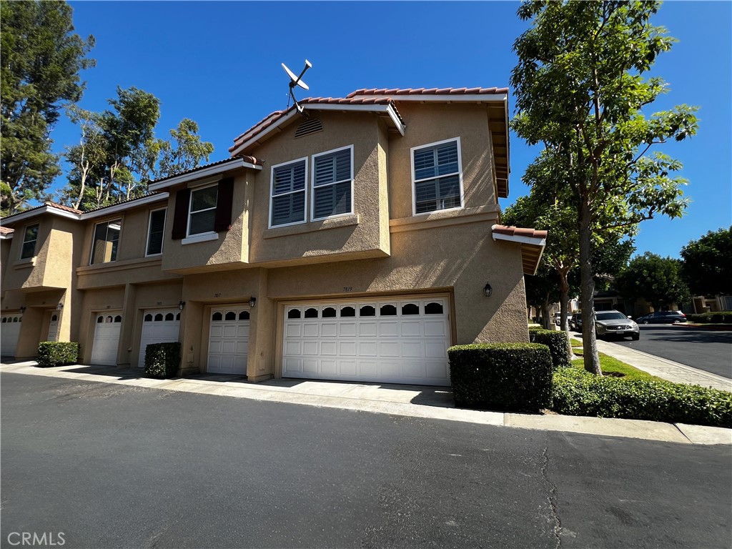 Don't miss out on this AWESOME 3-Bedroom, 3-Bathroom condo in the highly desired community of Monaco!! This corner unit has a main living area that boasts an upgraded eat-in kitchen with vaulted ceilings, granite counters, and stainless appliances including the fridge, a cozy dining area, a family room featuring a gas fireplace, and newer flooring throughout. Down the hall, you will find a secondary bedroom and bathroom along with the master bedroom, which has an en suite bath, dual sinks, and a walk-in closet. The patio off the kitchen is perfect for BBQ-ing and relaxing. The 3rd level offers a spacious bedroom and bathroom. Lastly, this unit does feature a standard 2-car garage. This one will not last...