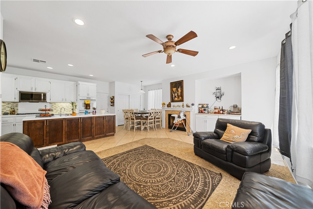 11819 LA COSTA Court