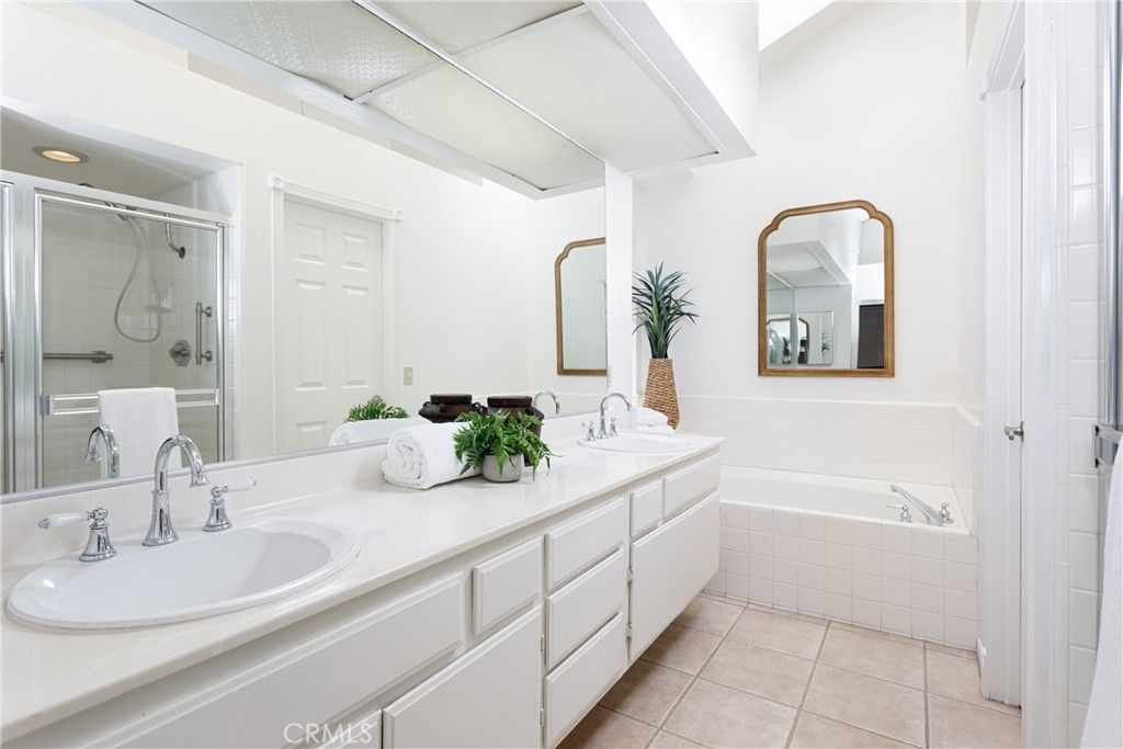 listing image 130720755109118912042