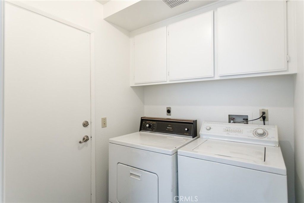 listing image 130723445591008040255