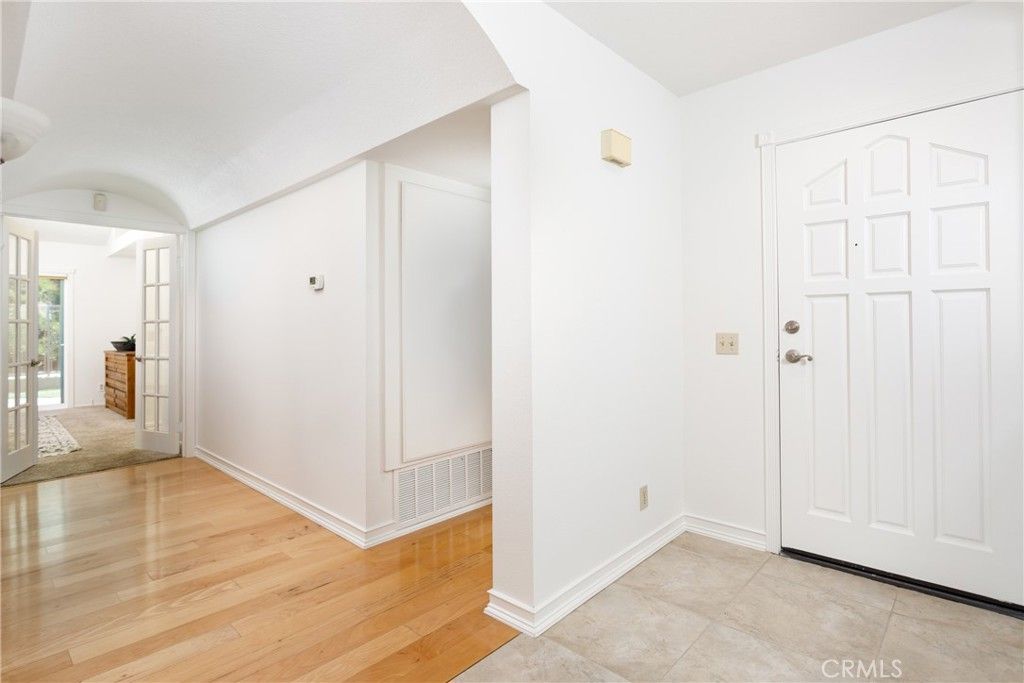 listing image 130721896314532128138