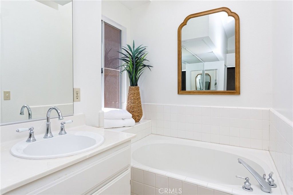 listing image 130722203300120974903