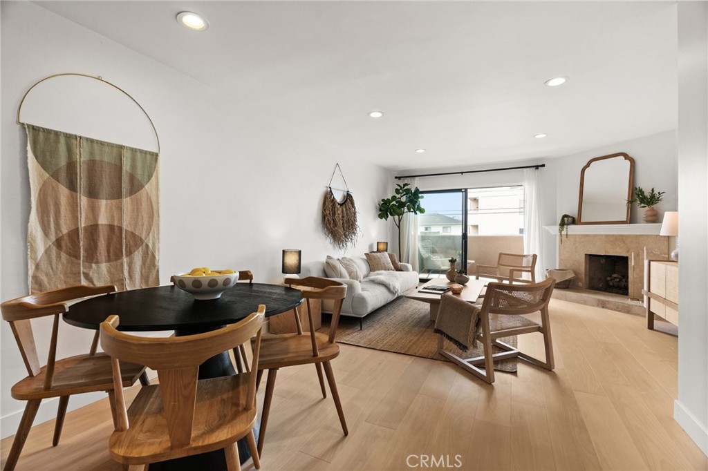 328 Culver Boulevard A